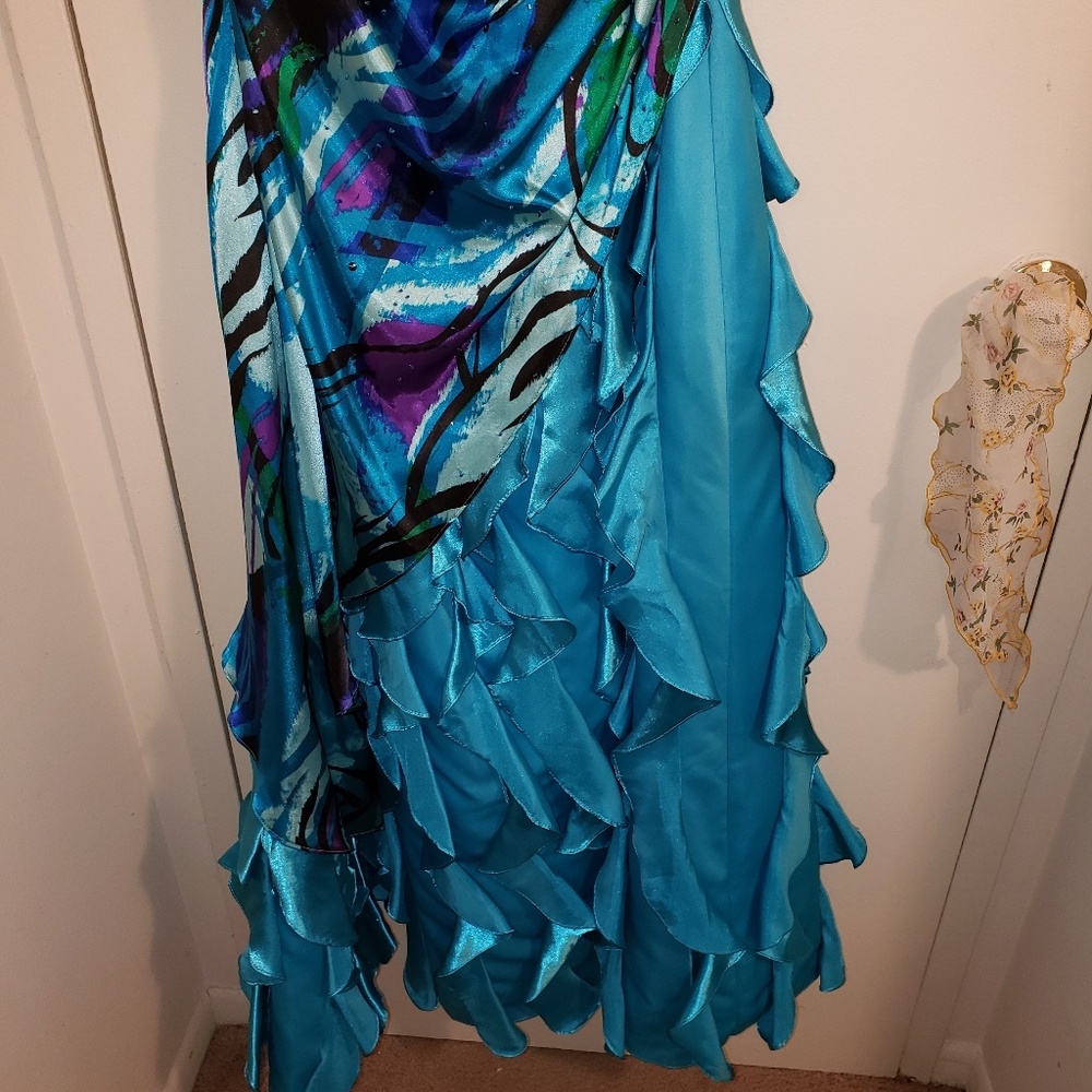 Strapless ruched sequins ruffled prom dress - Picture 5 of 7